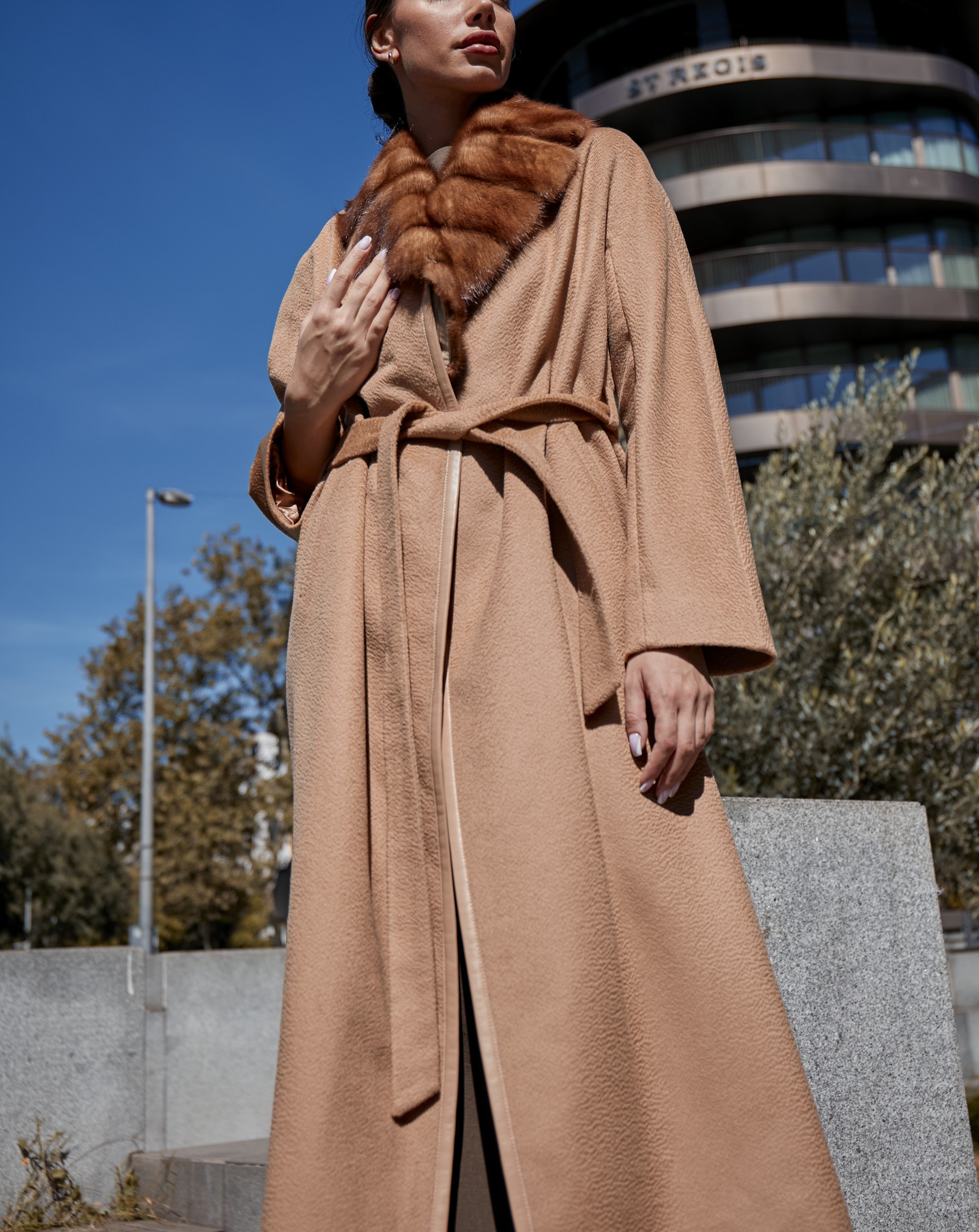 CLASCHICS COAT