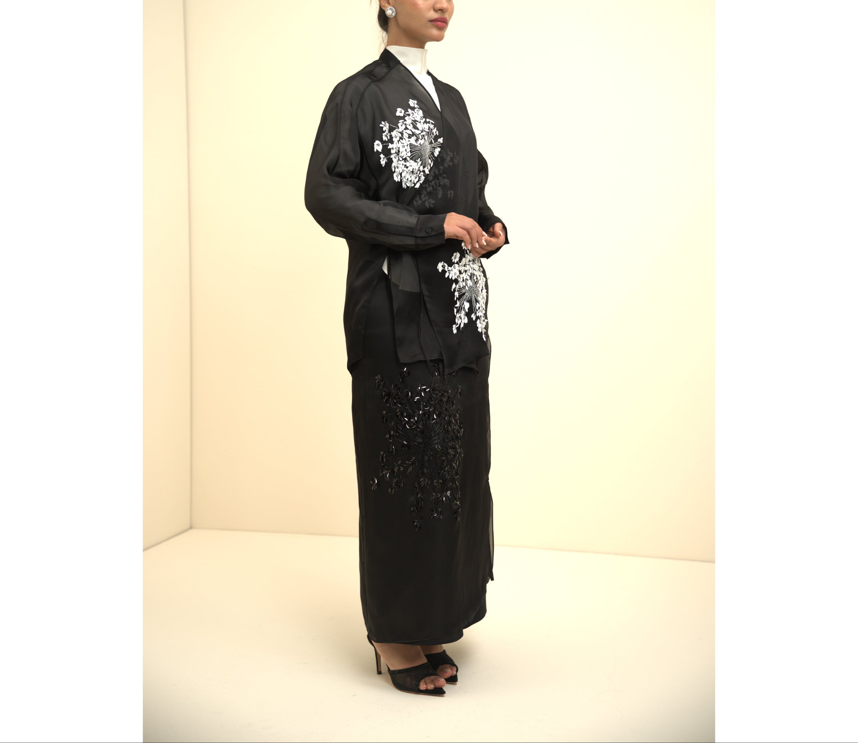 Black Embroidery Cardigan