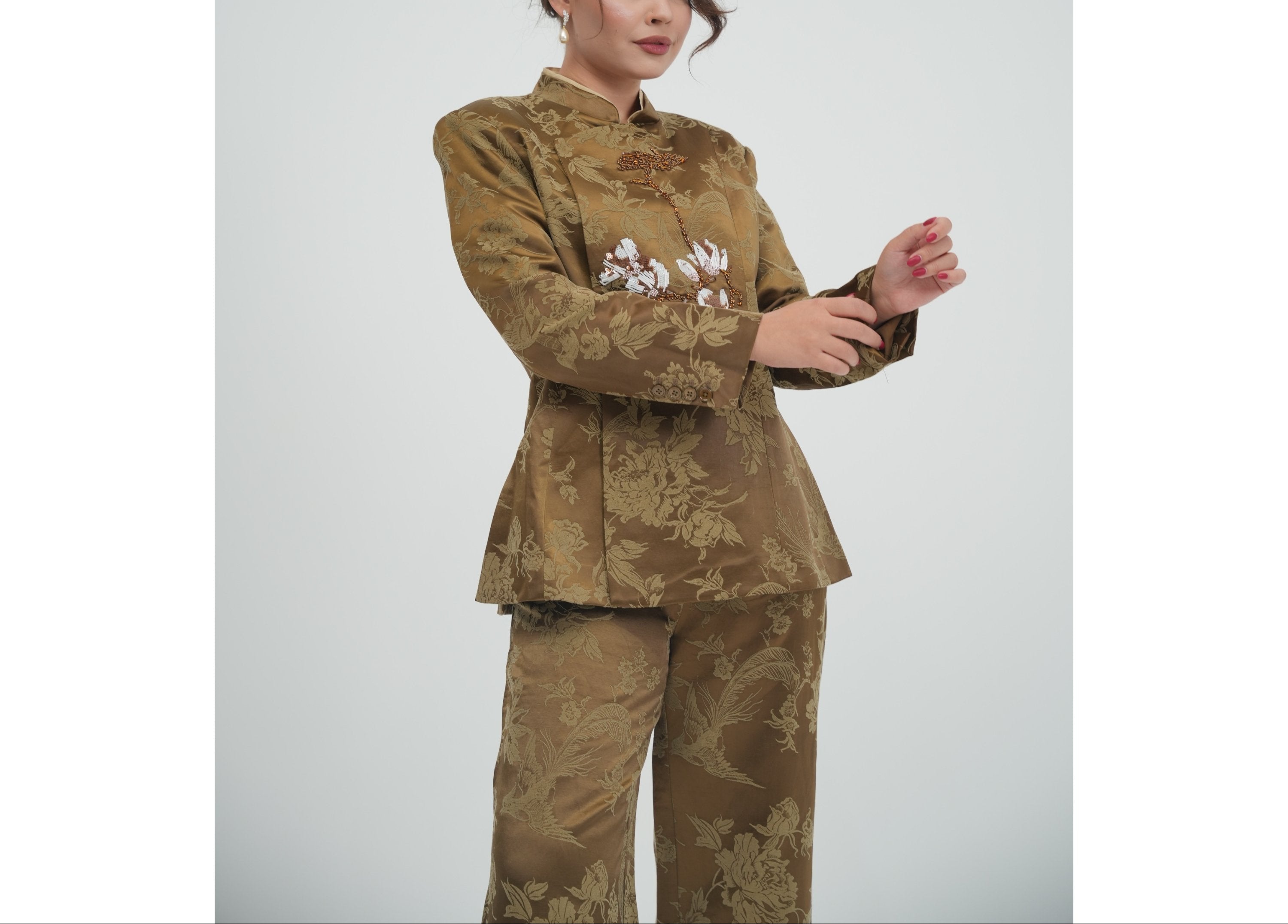 Embroidered Mandarian Tunic