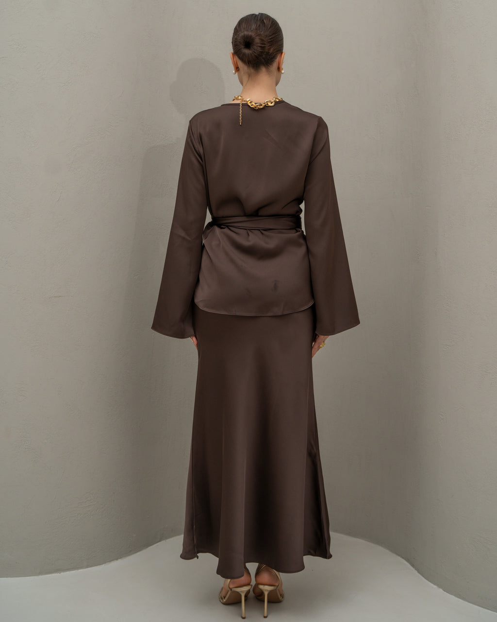 Espresso Draped Cascade Set