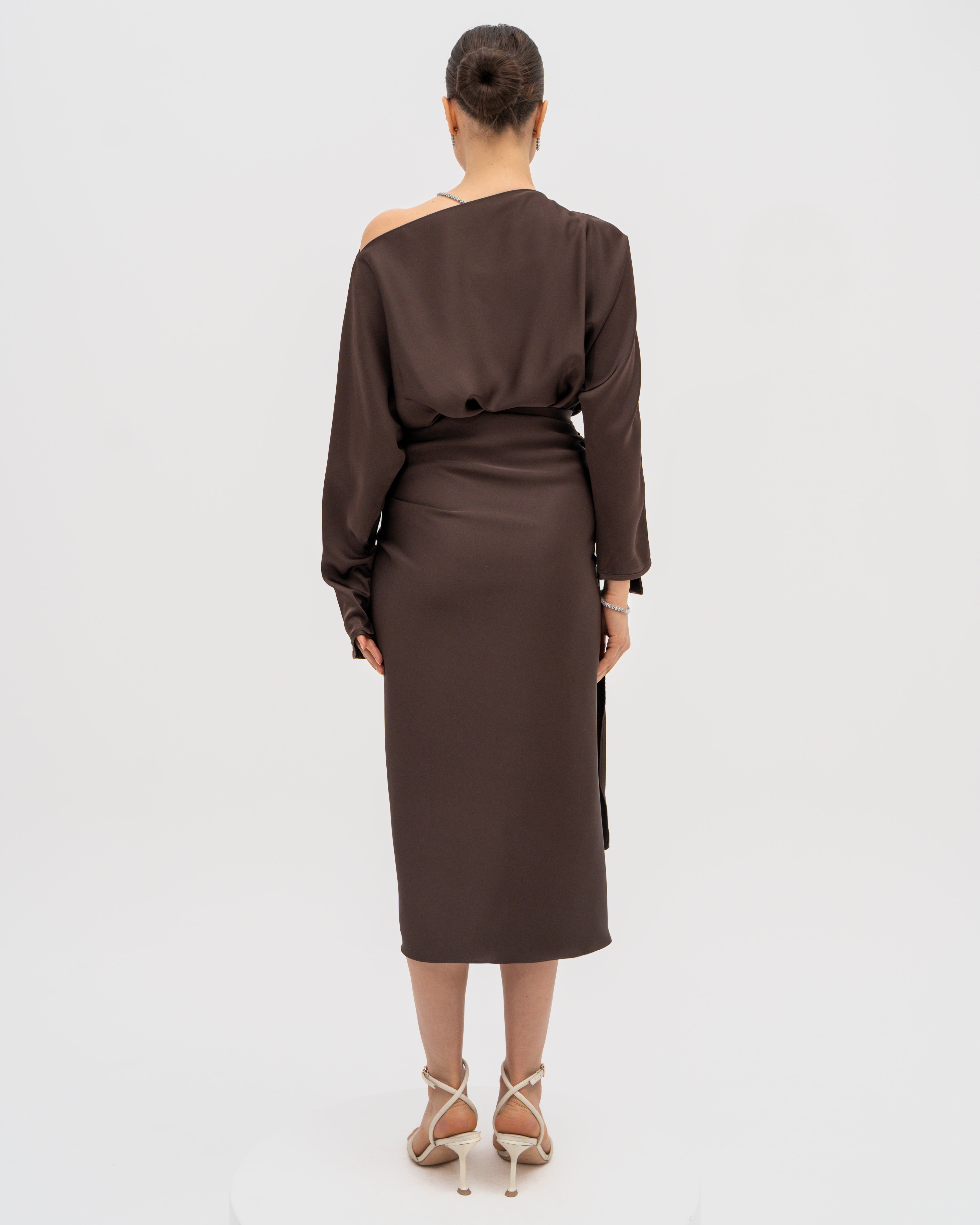 Espresso Draped Cascade Set