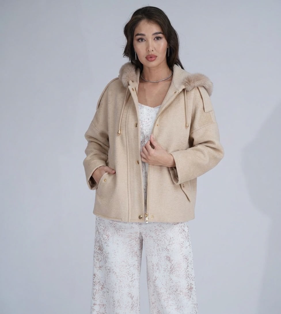 FROSTED LUXE
