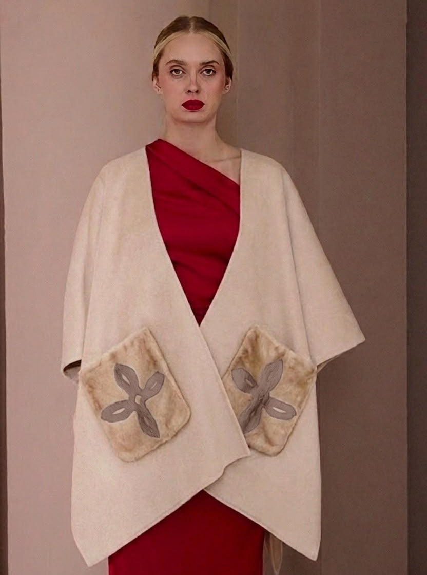 Tinhune Fleur Cape