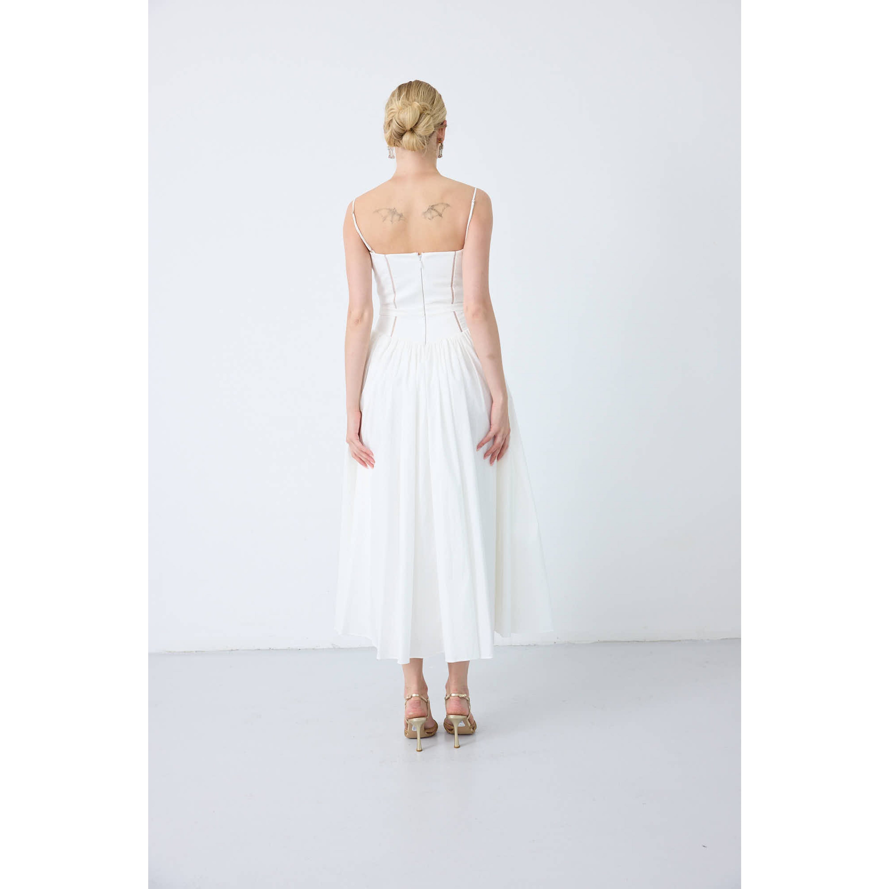 Line Corset Fit
