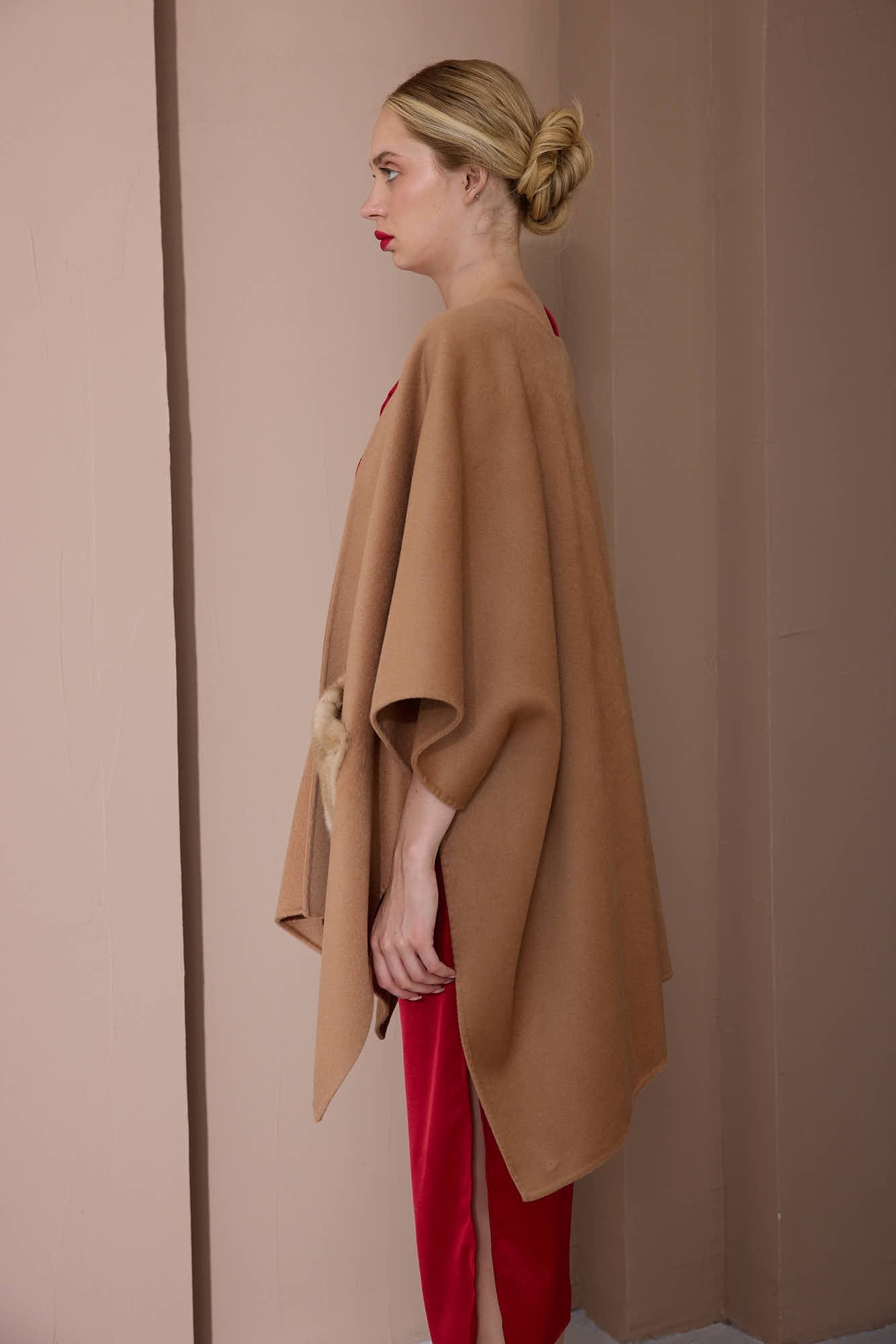 Tinhune Fleur Cape
