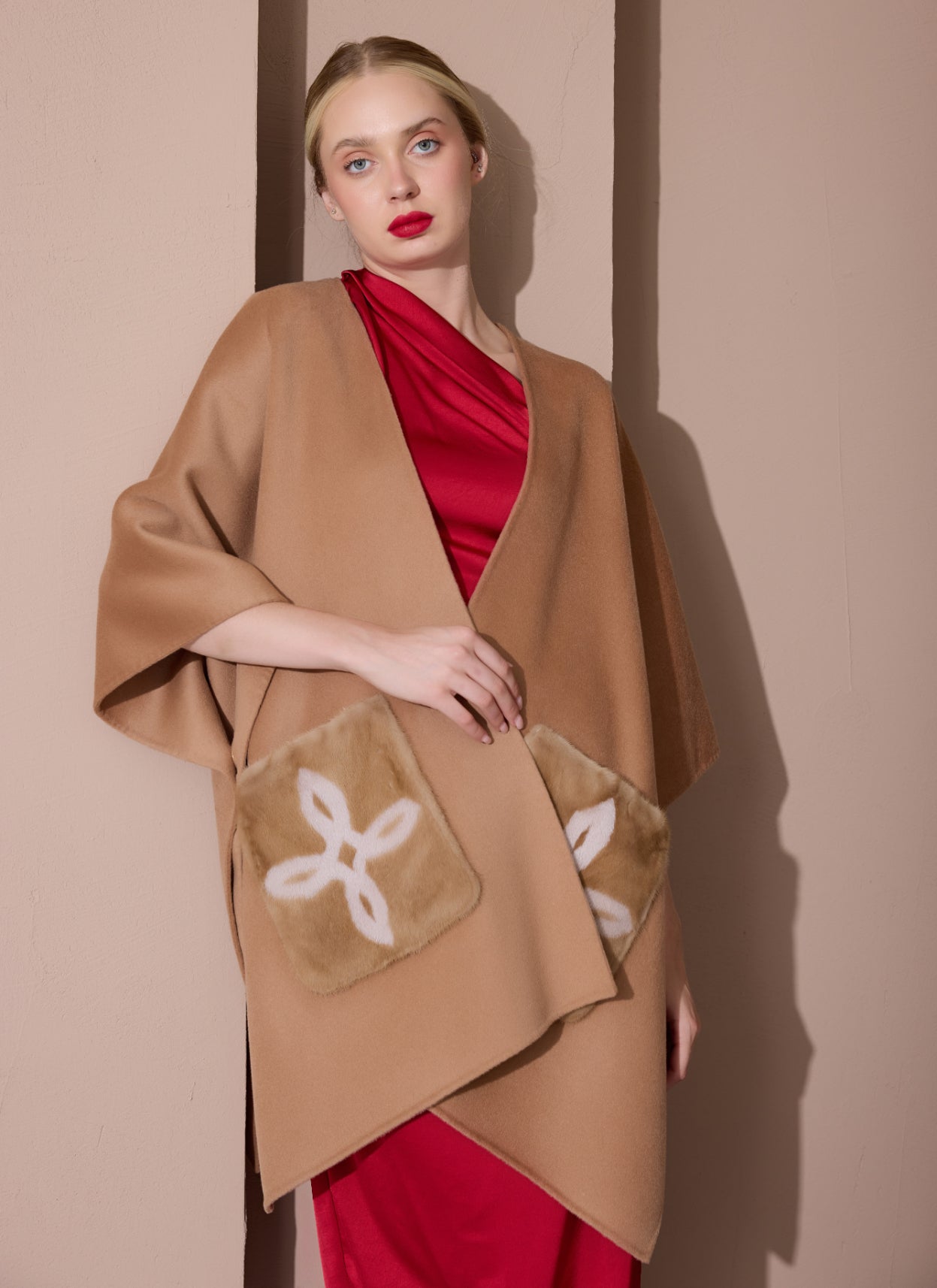 Tinhune Fleur Cape