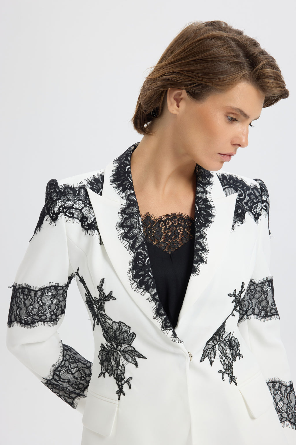Noir Lace-Filigree